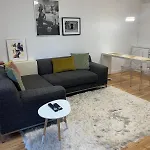 Elegant 2room Just 12 Min To The